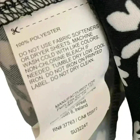 Women's PGA Tour Golf Shirt with Daisy Flowers - Size Small - Picture 3 of 8